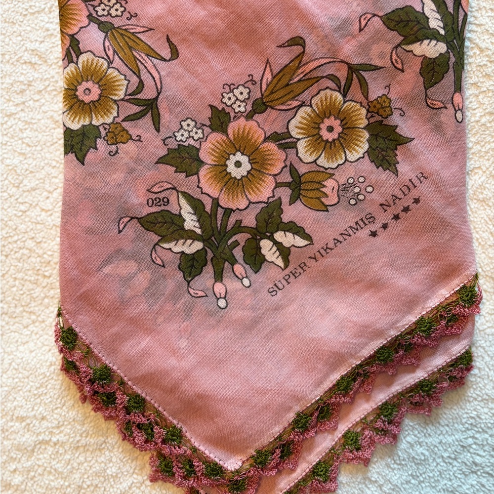 Vintage Turkish Cotton Oya Scarf, Pink Floral Print with Pink Green Lace Trim - Picture 2 of 11